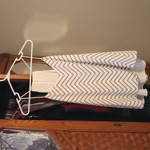 Express Chevron Patterned Camisole in White and Gray